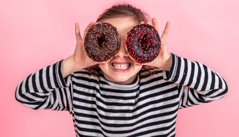 What Foods to Eat and Avoid for A Child’s Dental Health?